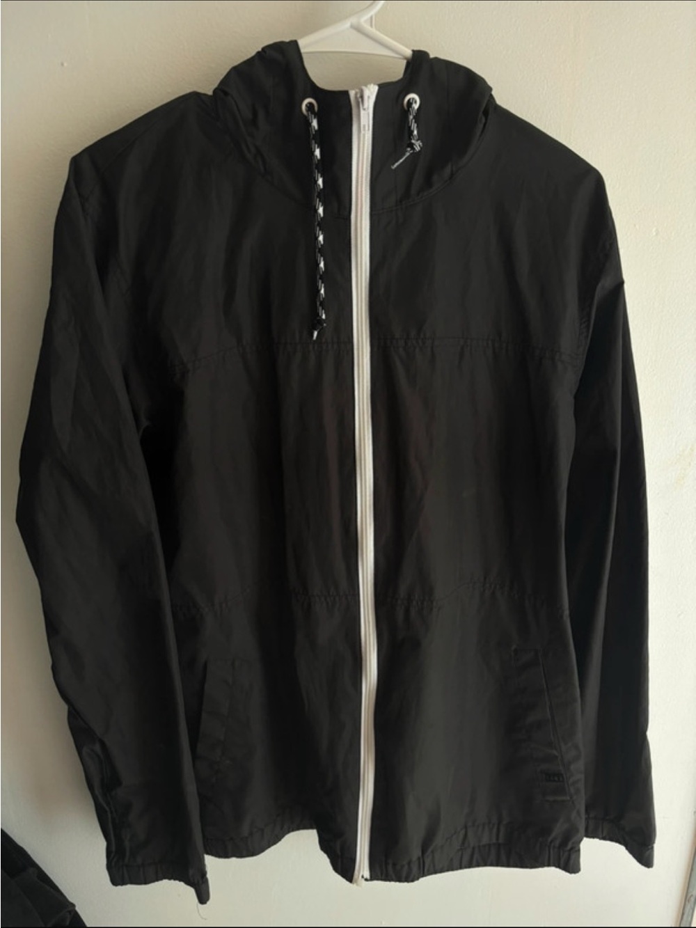 Men's Black Hooded Lightweight windbreaker jacket